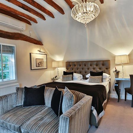The Inn On The Green Cookham Dean Экстерьер фото